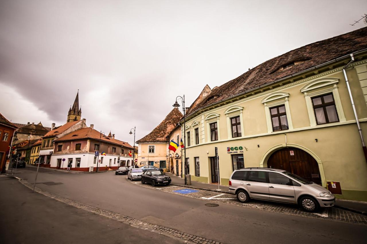 Jules' Sunny, Spacious And Central Apartment Sybin Zewnętrze zdjęcie