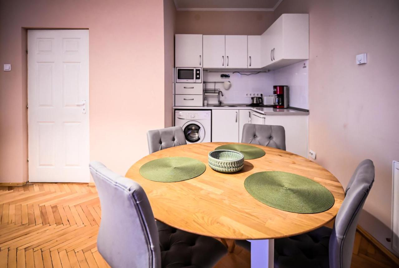 Jules' Sunny, Spacious And Central Apartment Sybin Zewnętrze zdjęcie