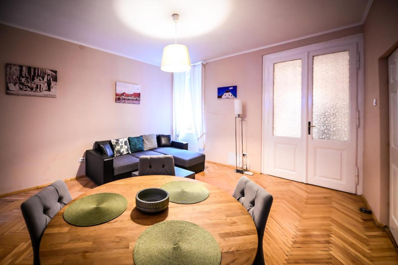 Jules' Sunny, Spacious And Central Apartment Sybin Zewnętrze zdjęcie